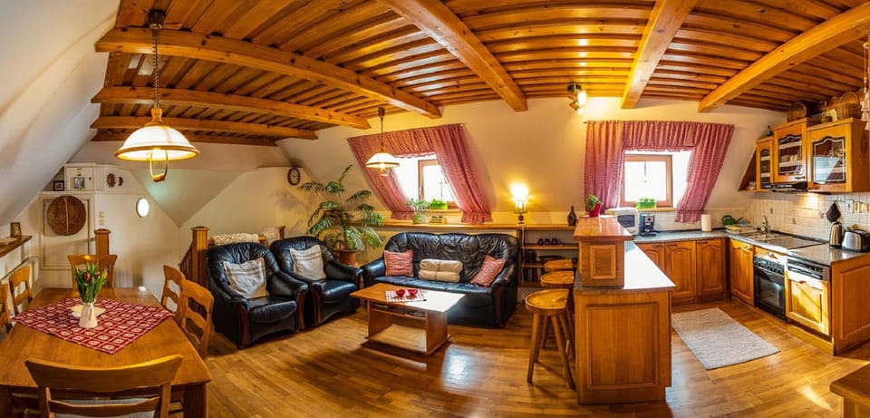 Property building, Kitchen or kitchenette, Living room