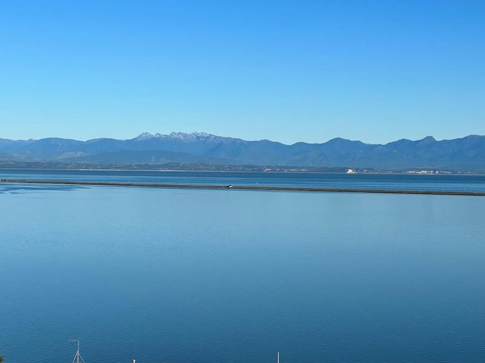 Natural landscape, Mountain view, Sea view