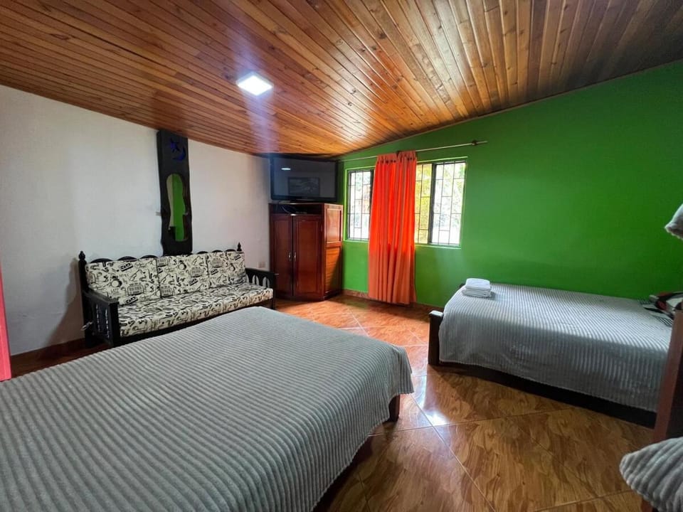 Hospedaje Campestre Las Palmas 101 Campground/ 
RV Resort in Cundinamarca, Colombia