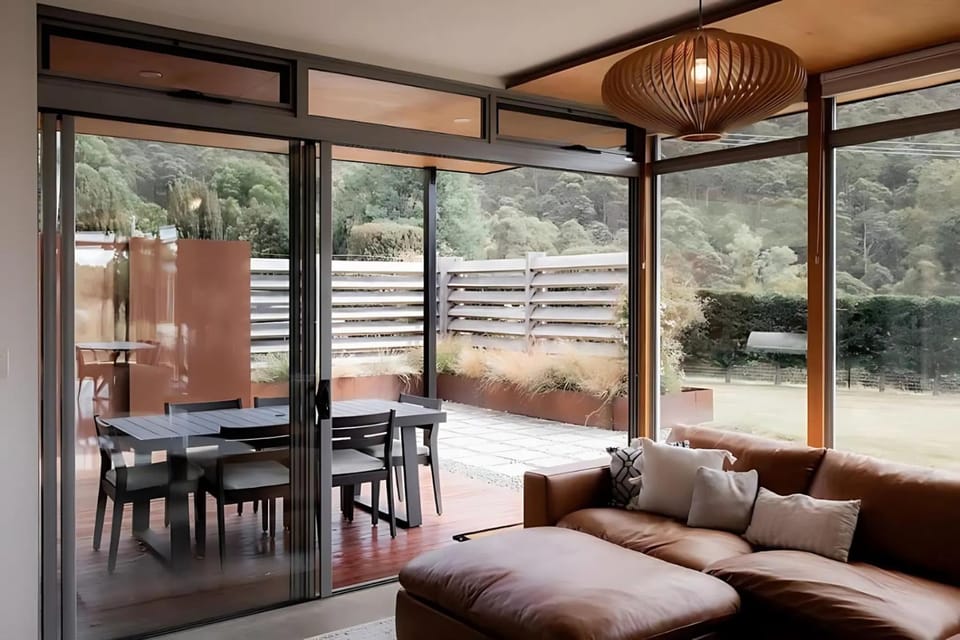 Woodbridge Hill Country Escape House in Tasmania