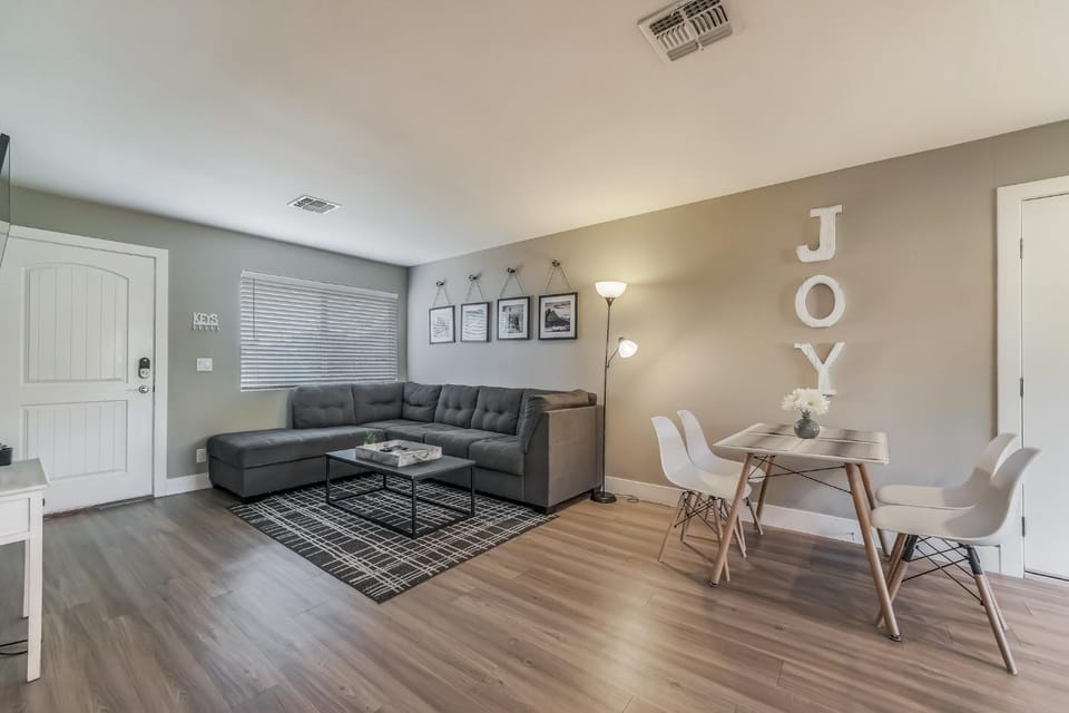 Tempe Joy House With Backyard Sanctuary By Asu House in Tempe