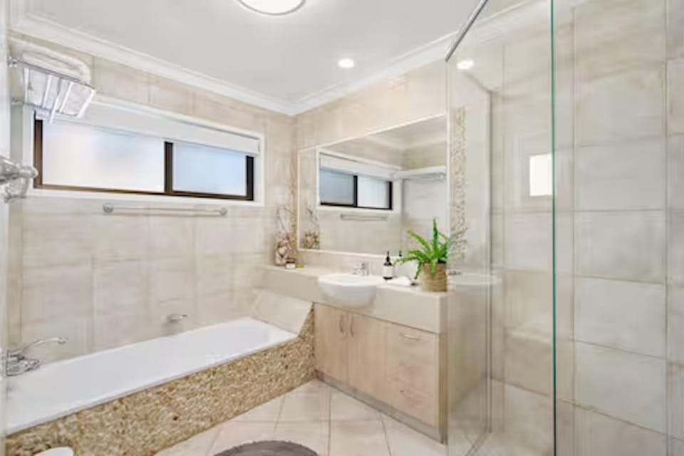 Shower, Bathroom, Bath, towels