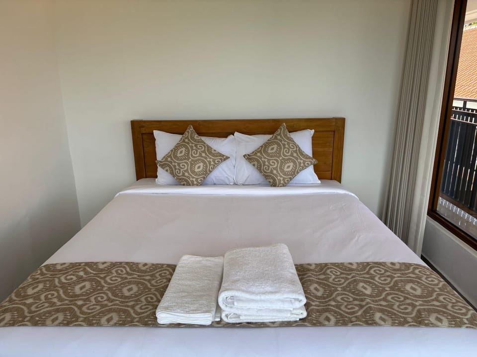 Alit Guest House Bed and Breakfast in Bali