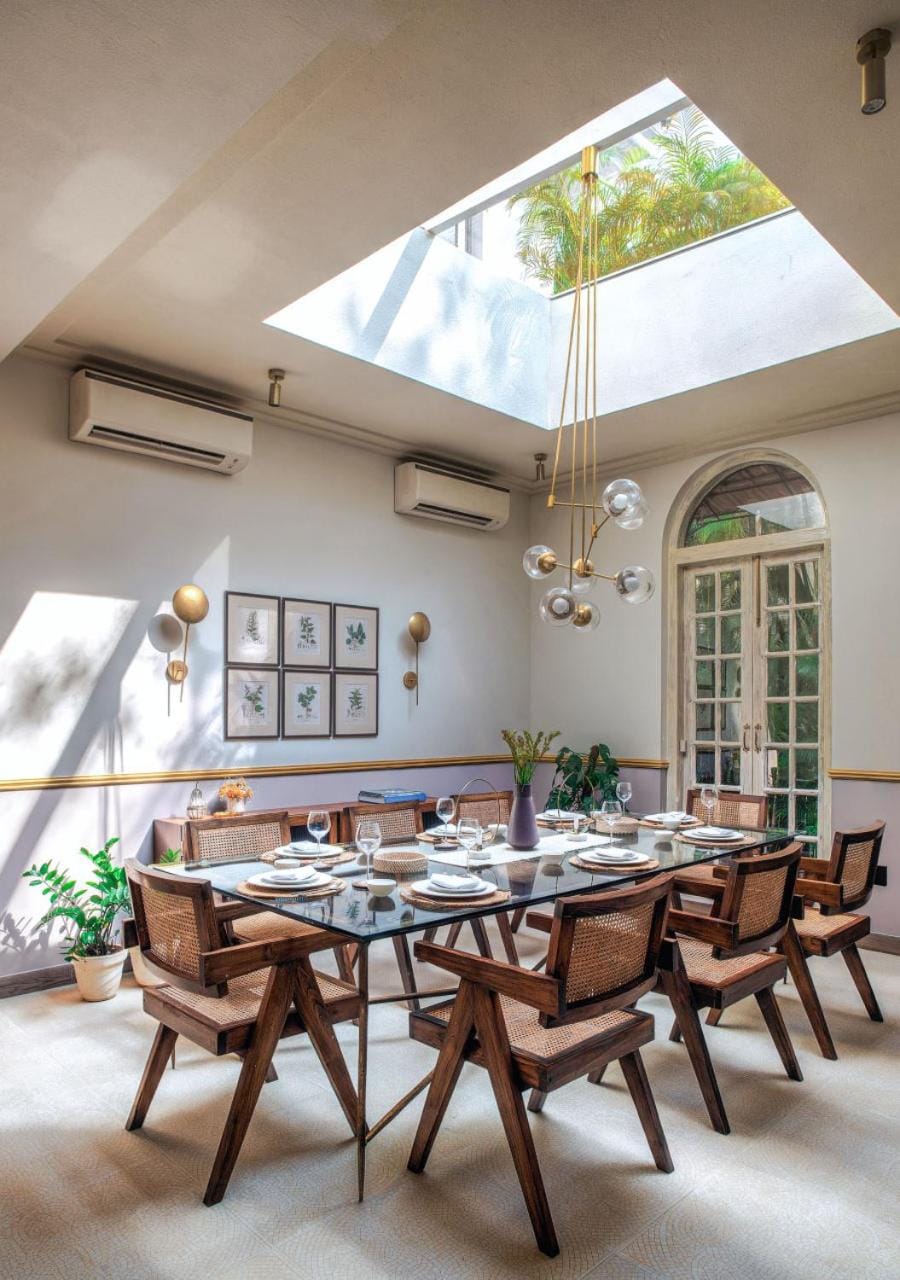 Dining area, Dinner