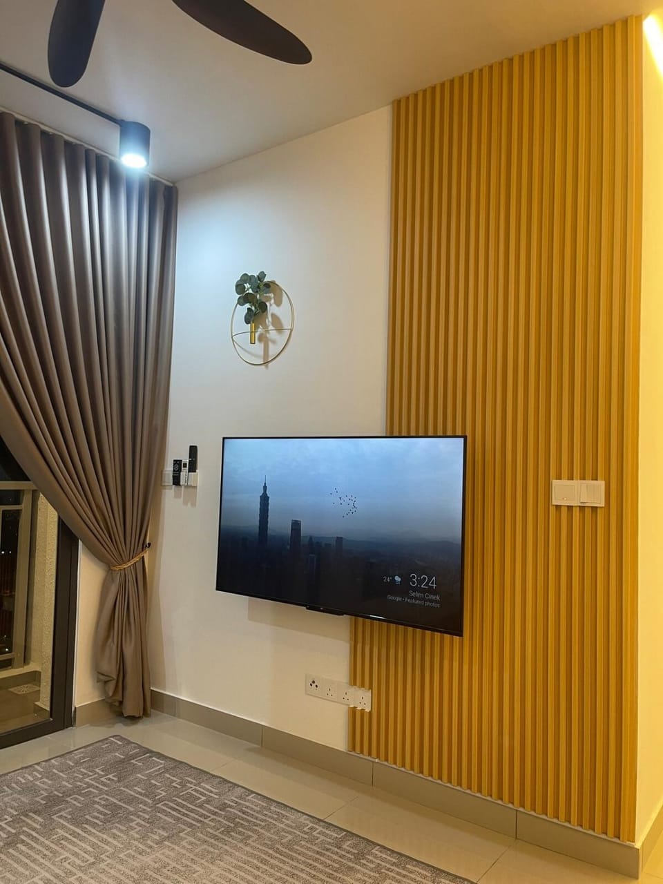 Communal lounge/ TV room, TV and multimedia, Evening entertainment