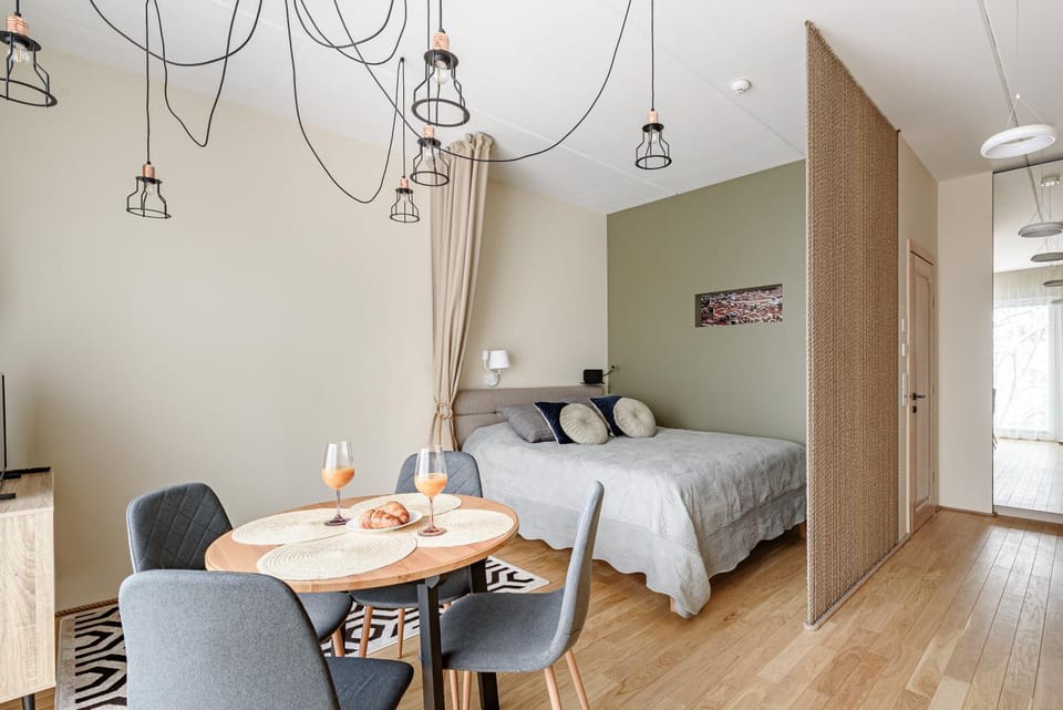 Bed, Living room, Photo of the whole room