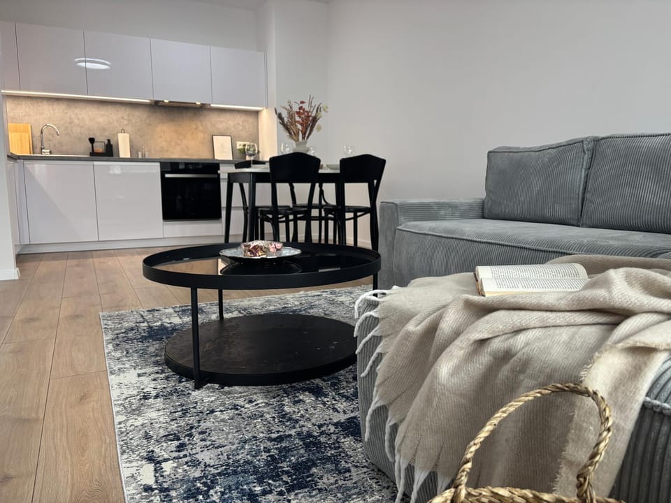 Living room, Photo of the whole room, Seating area, Dinner