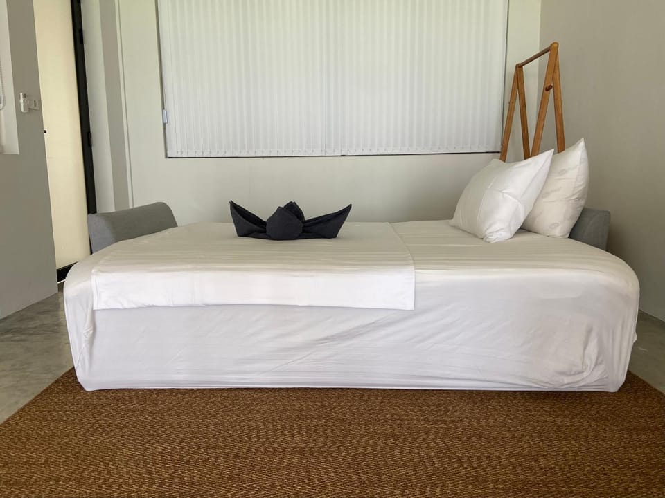 Muse&Mingle Beach Room Bed and Breakfast in Ko Pha-ngan Sub-district