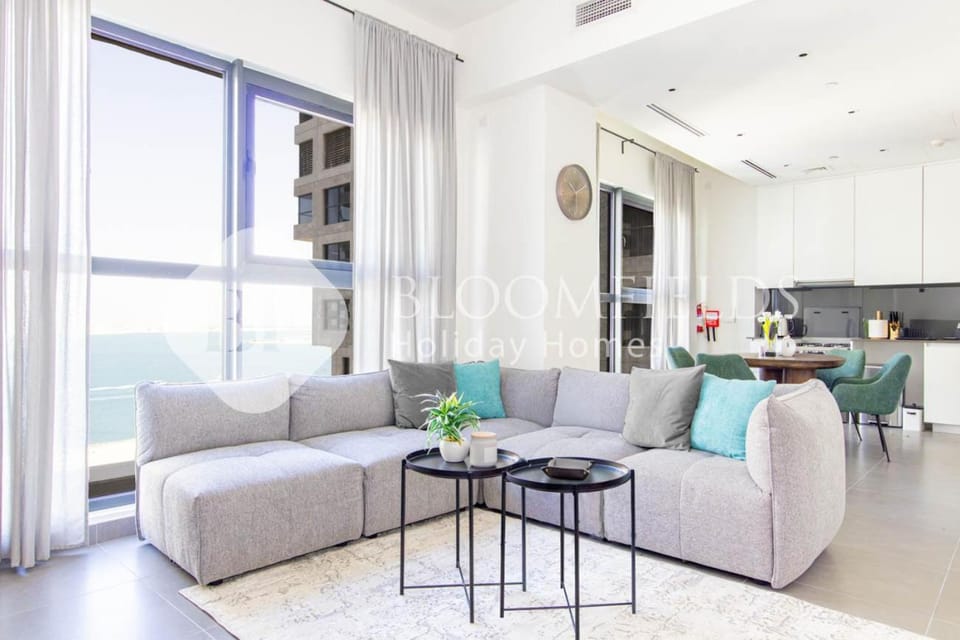 Bloomfields Modern Stu Pixel with Beach Access Apartment in Abu Dhabi