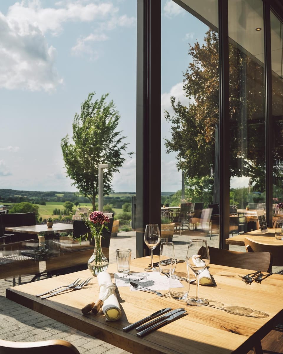 Restaurant/places to eat, Natural landscape, View (from property/room)