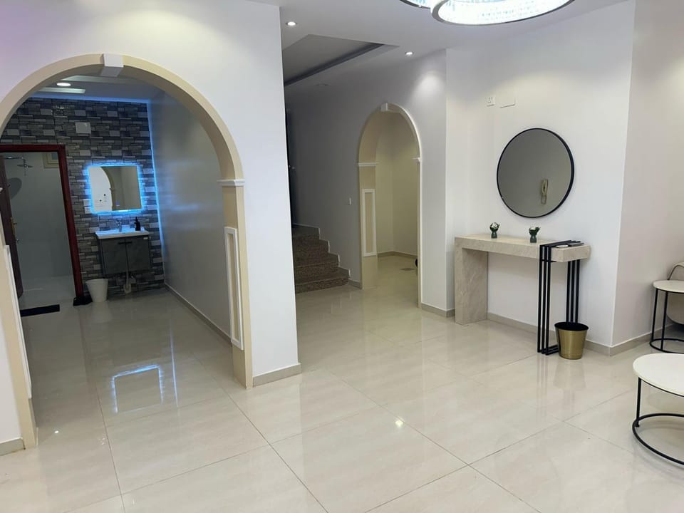 Lounge or bar