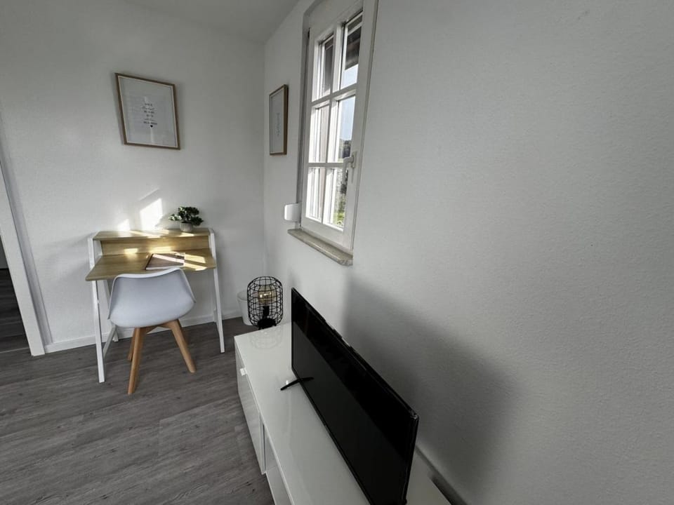 TV and multimedia, Seating area