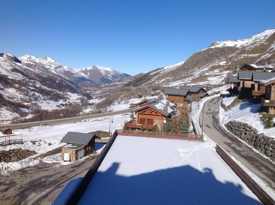 Luxury apartment in chalet Apartment in Les Allues