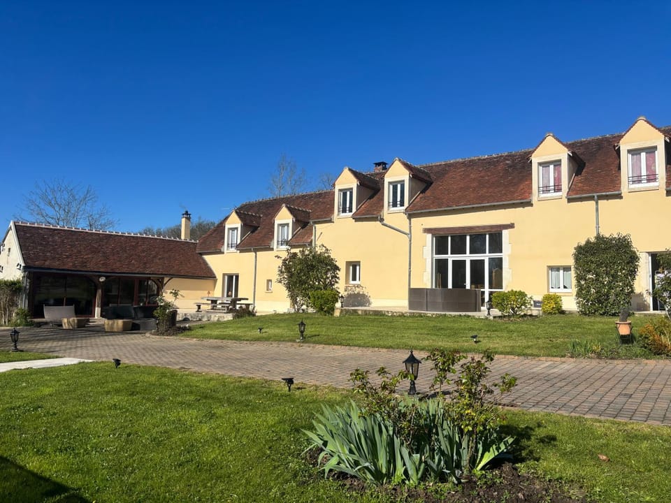 Domaine de montboulon Bed and Breakfast in Bourgogne-Franche-Comté