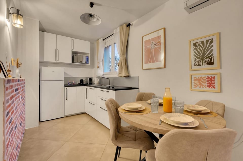 Meals, Meals, kitchen, kitchen