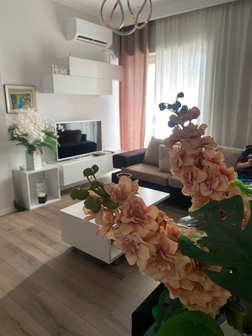 Communal lounge/ TV room, TV and multimedia, Kitchen or kitchenette, minibar, air conditioner