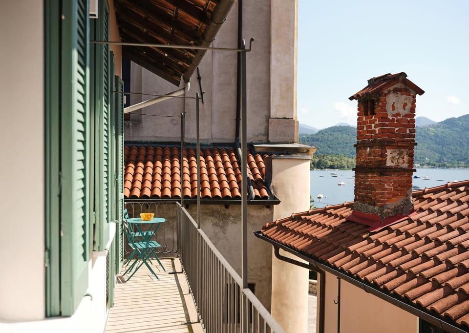 Balcony/Terrace, Lake view