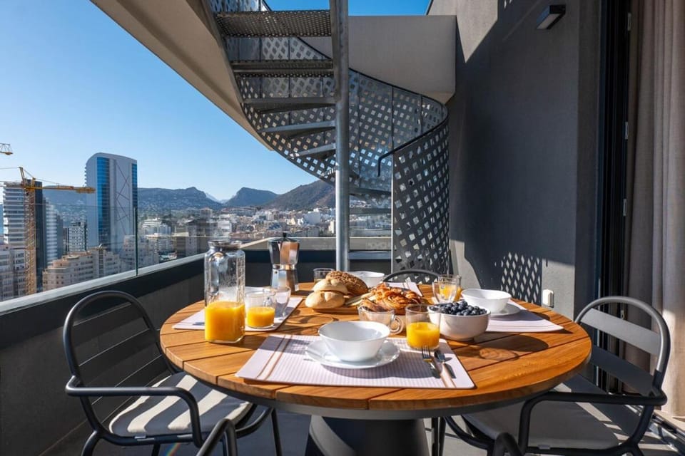 Day, Natural landscape, View (from property/room), Balcony/Terrace, Mountain view