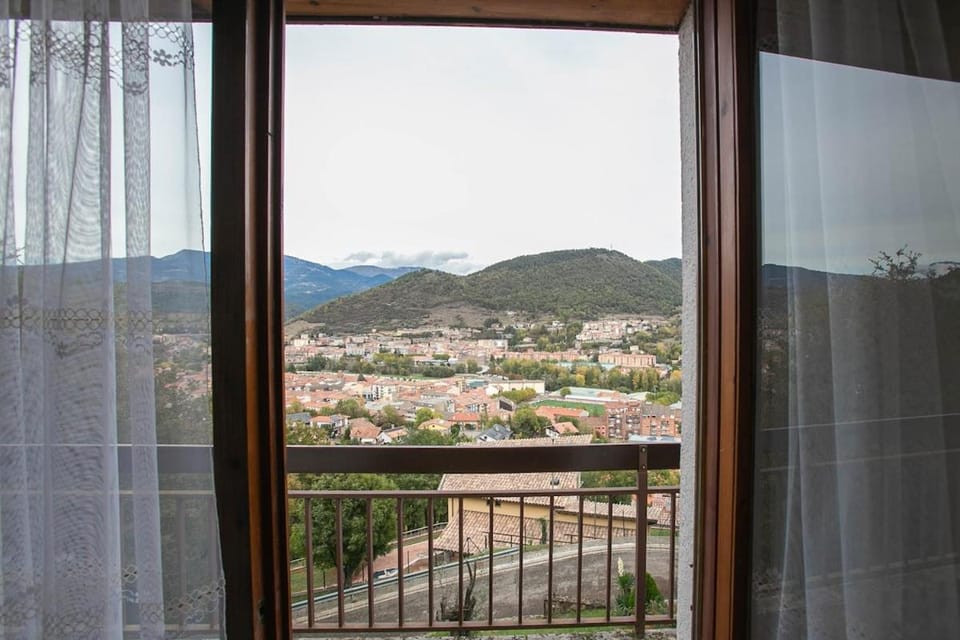 View (from property/room), City view, Garden view, Garden view, Mountain view