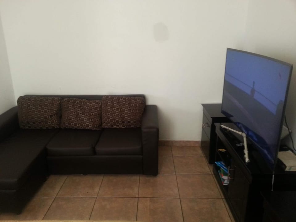 Luxury 3-Bedroom Apartment in Midrand Apartment in Gauteng