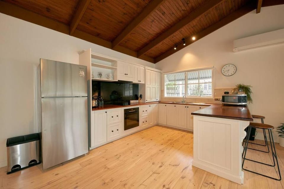 Bills Place House in Anglesea