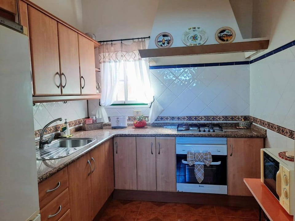 microwave, oven, stove, toaster