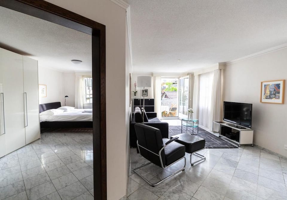 Great 2BR flat in the old town - Niederdorf Apartment in Zurich City