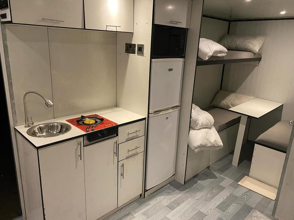 Rvs Caravan Desert Setups Dubai Campground/ 
RV Resort in Dubai