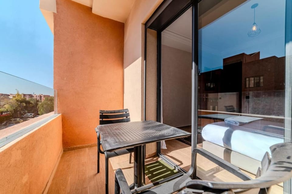 Day, View (from property/room), Balcony/Terrace, Seating area, Dining area