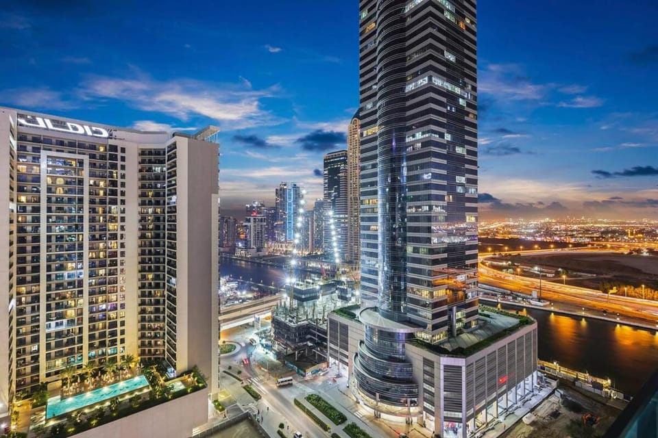 View (from property/room), City view
