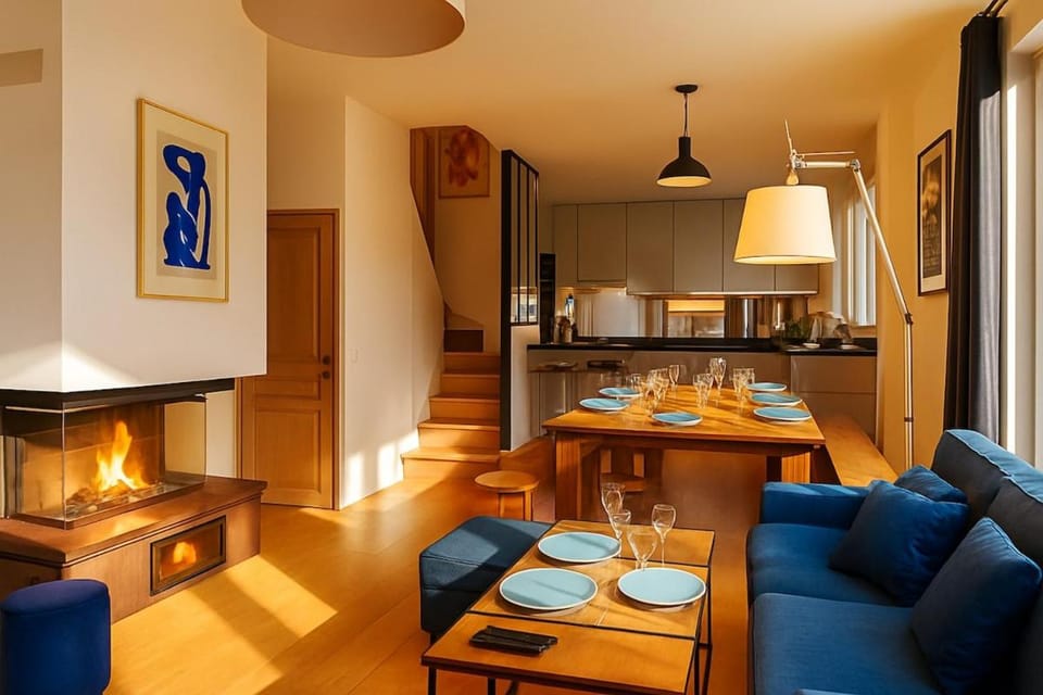 Communal lounge/ TV room, TV and multimedia, Kitchen or kitchenette, Living room, Seating area, Dining area, fireplace