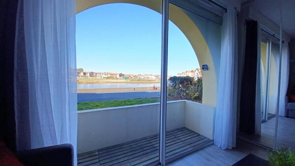 View (from property/room), Balcony/Terrace