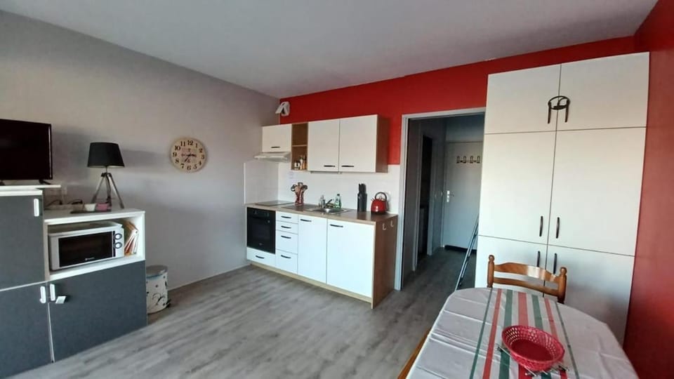 TV and multimedia, Kitchen or kitchenette, pet friendly, stove