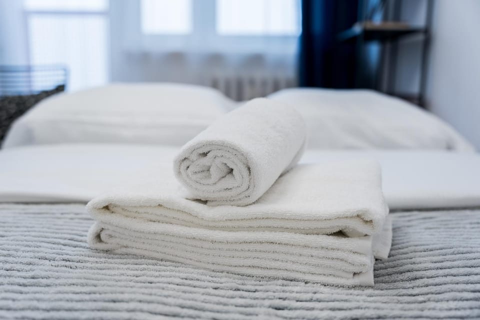 Bed, Photo of the whole room, Bedroom, towels