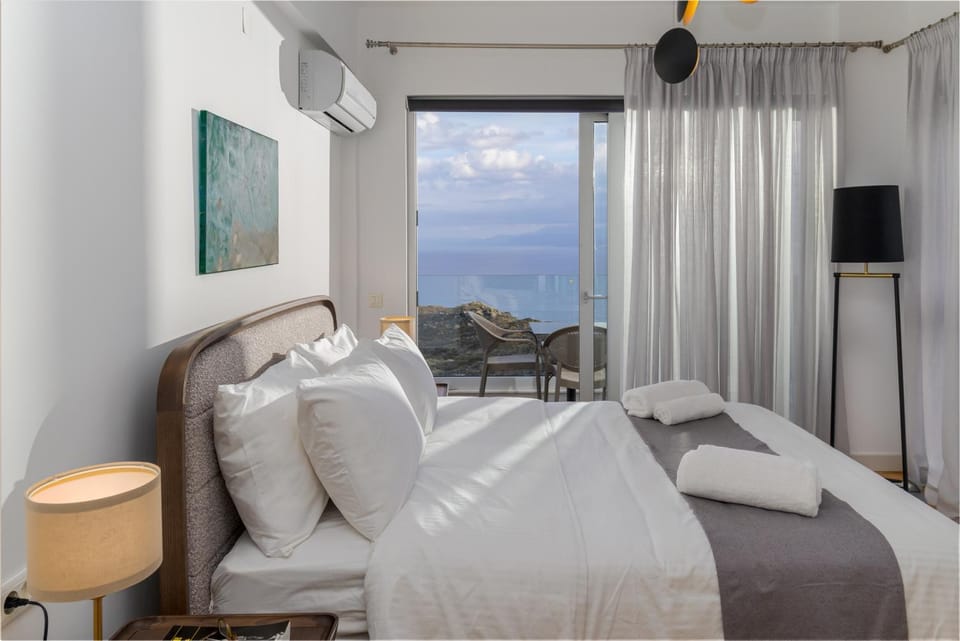 Bed, Natural landscape, Bedroom, Sea view, air conditioner