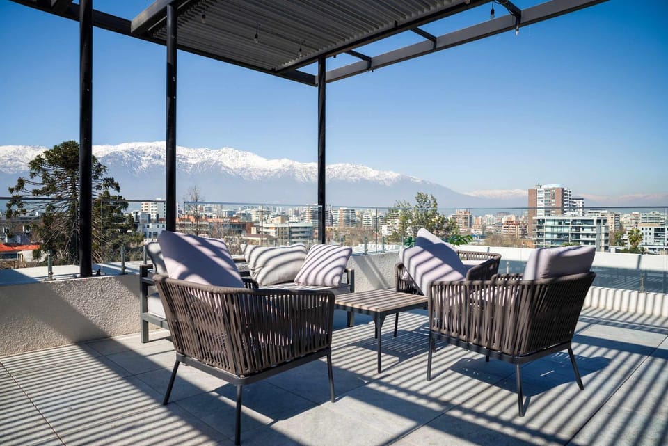 Providencia Awaits You 2BR Close to Everything Apartment in Providencia
