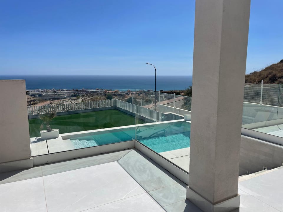 Balcony/Terrace, Pool view, Sea view
