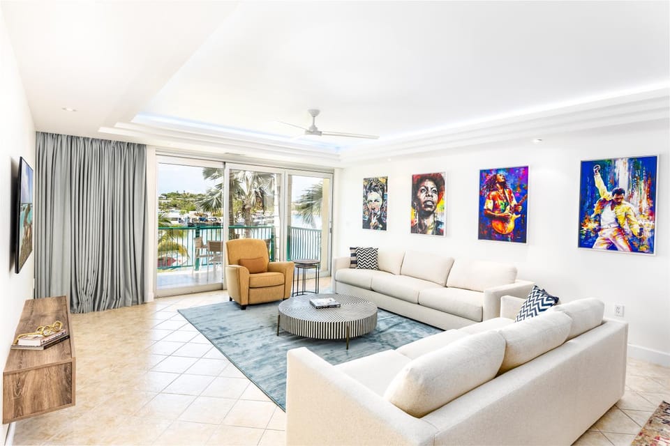Living room, Sea view