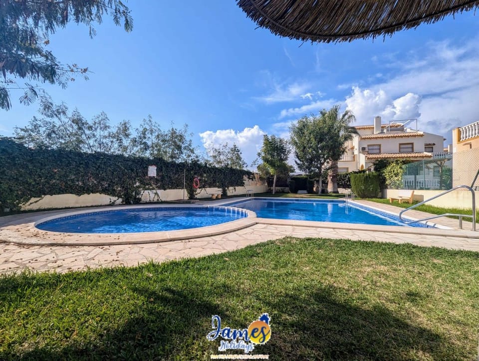 Garden, Swimming pool