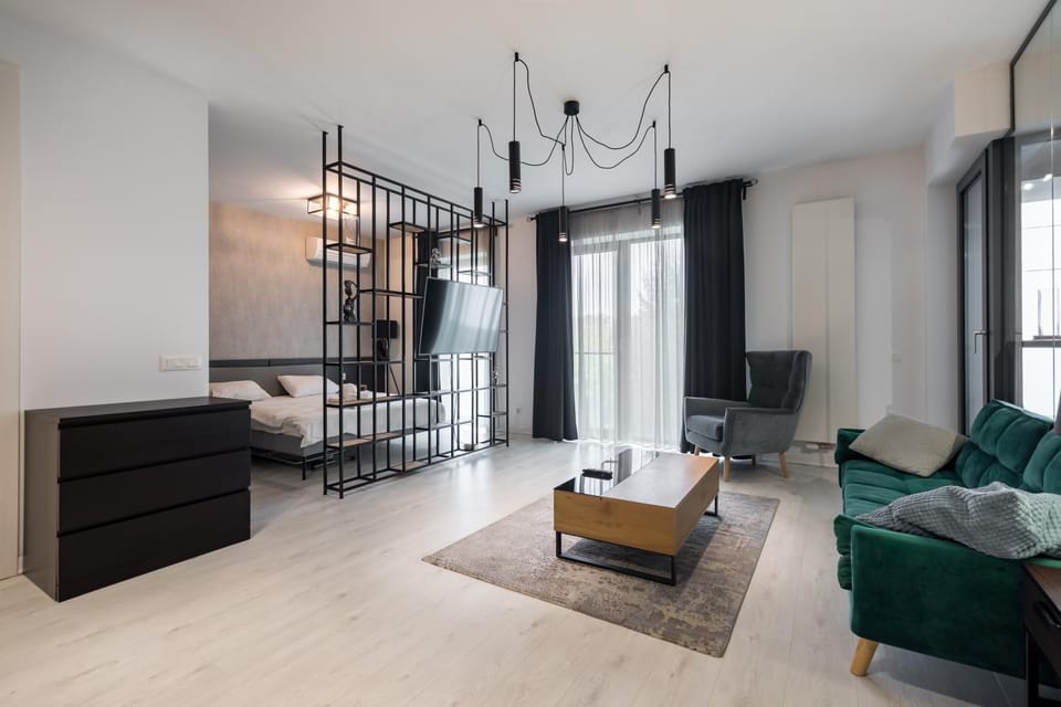 Cloud9 Noir - Modern Design Apartment in Bucharest