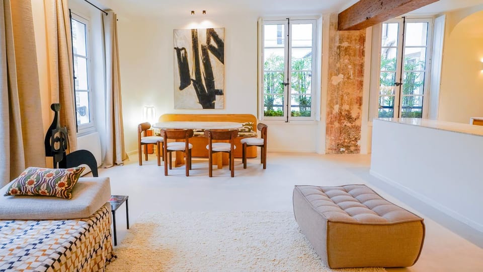 Refined Elegance in Central Paris Apartment in Paris