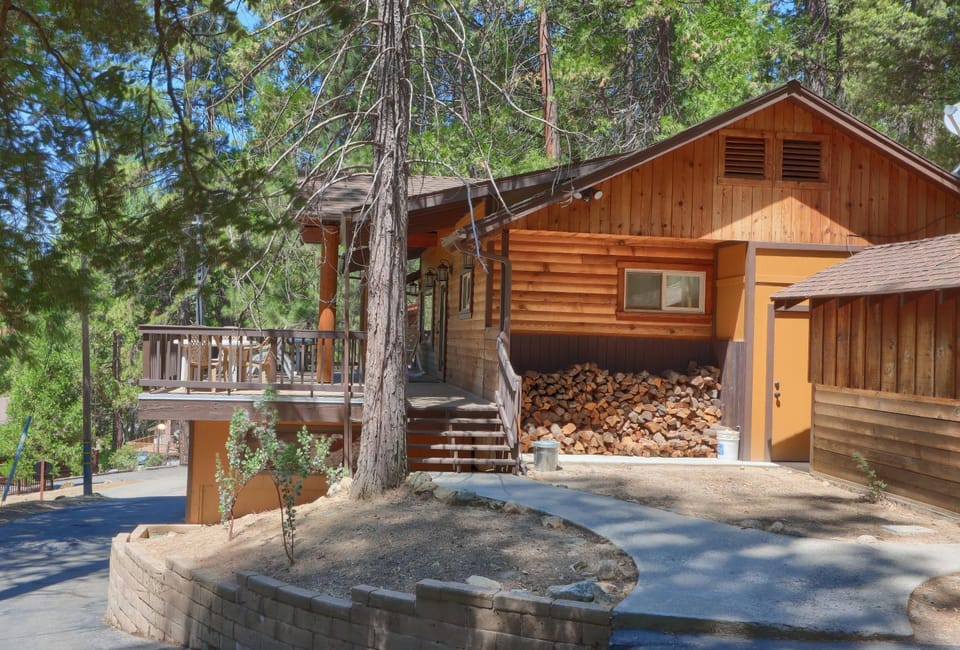 Bradley's Cabin Cabin in Sierra Nevada