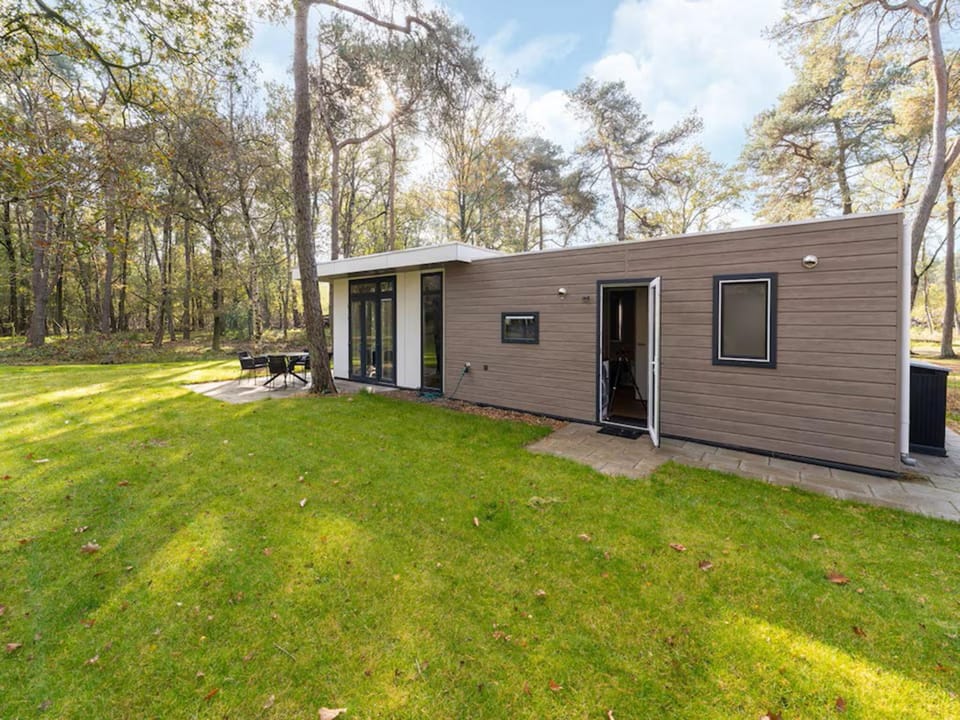 Property building, Garden view
