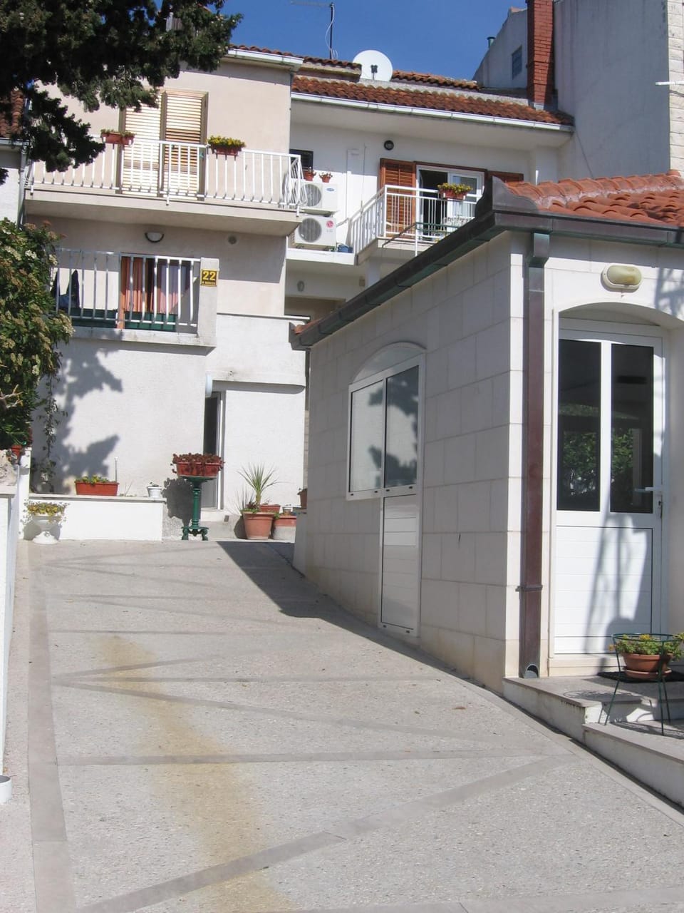 Facade/entrance, Day