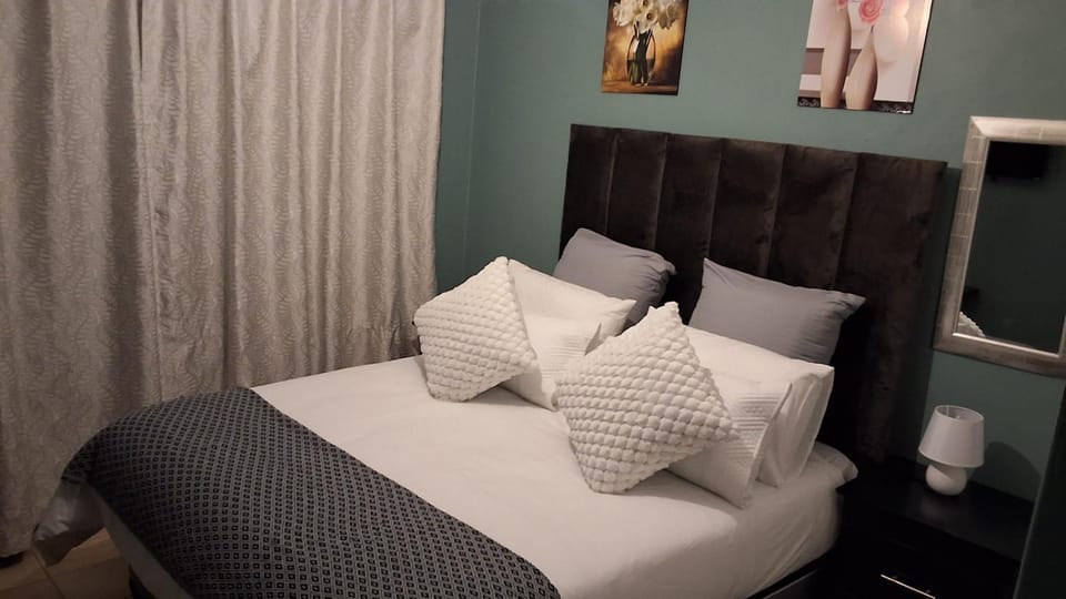 SIMICON Guesthouse Bed and Breakfast in South Africa
