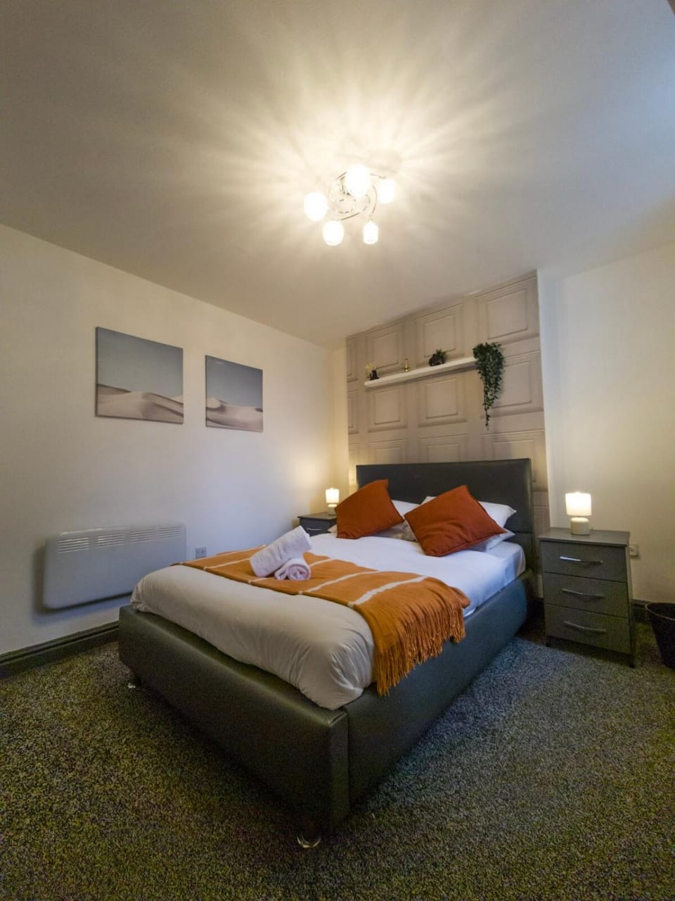 Mega Value Stay - 7 Beds, Keyless Entry, City 5 min walk BY PROPERTY PROMISE Apartment in Cardiff