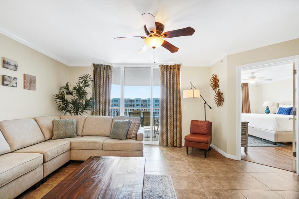 Bed, View (from property/room), Balcony/Terrace, Living room, Decorative detail, Seating area, Pool view, Sea view, fireplace