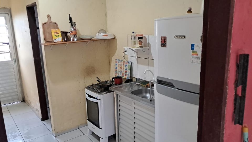 Kitchen or kitchenette, oven, stove