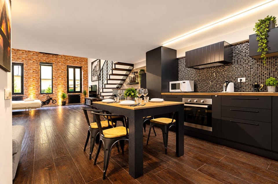 Kitchen or kitchenette, Photo of the whole room, Dining area, microwave, oven, stove, washing machine, dryer, kitchen