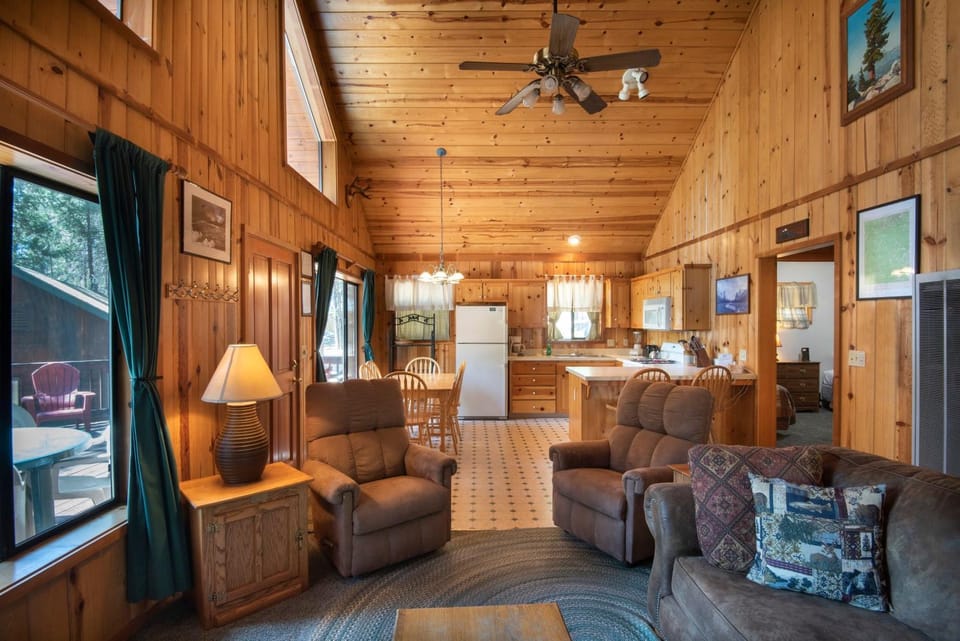 Wawona Cabin Cabin in Sierra Nevada